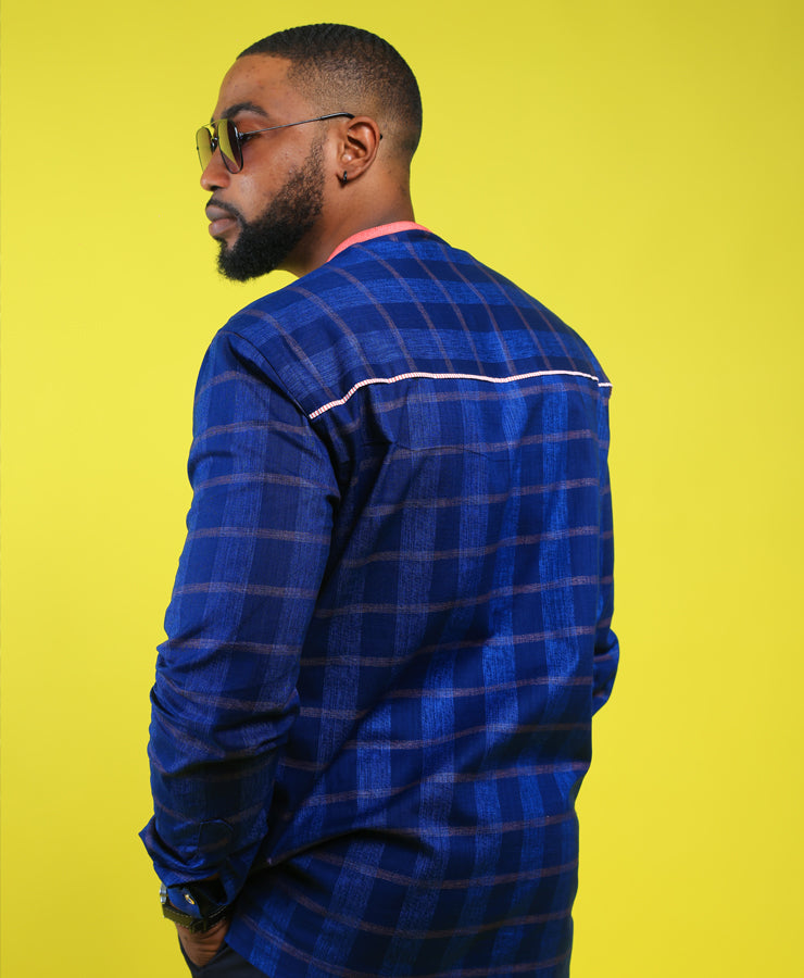 Chemise HABI’DJAN – Élégance Bleue à Contraste Minimaliste